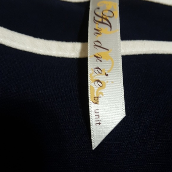 Women's Scoop Neck Blouse - Picture 2 of 2